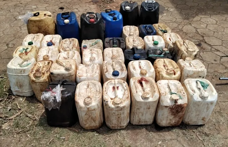 Apreensão de mil litros de combustível
