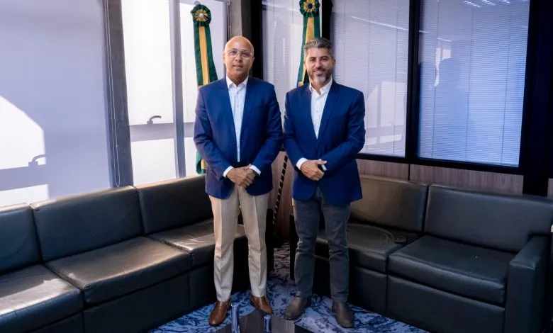 O governador eleito Marcos Rogério foi recebido pelo presidente do TCE-RO, conselheiro Wilber Coimbra, nesta terça-feira