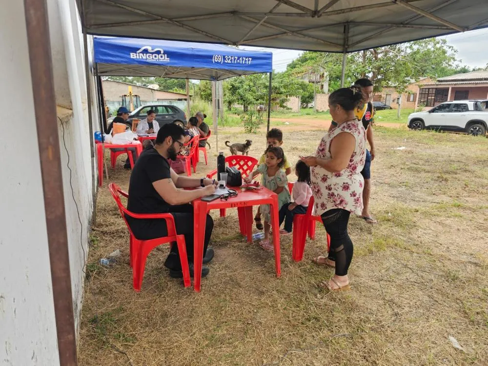 Ação social leva atendimentos médicos ao bairro Cristo Rei, em Guajará-Mirim